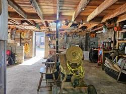 Garage - 