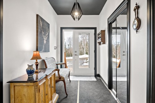 Hall d'entrée/Vestibule - 1181  - 1179 Ch. Du Tour-Du-Lac, Nominingue, QC 