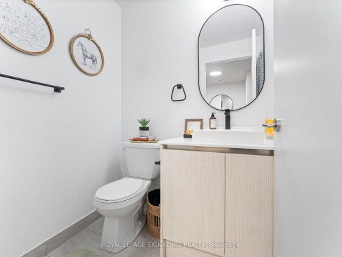 132-251 Manitoba Street S, Toronto, ON 