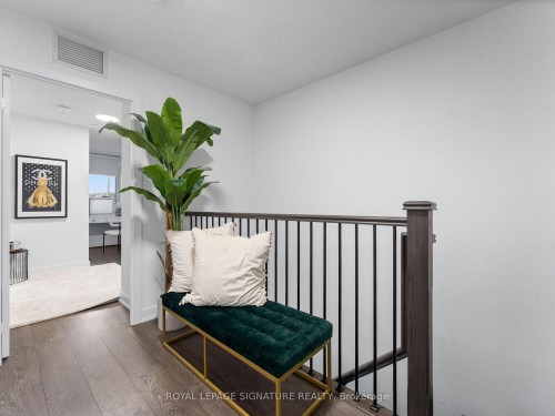 132-251 Manitoba Street S, Toronto, ON 