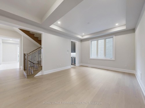 161 Cranberry Lane, Aurora, ON - Indoor Photo Showing Other Room