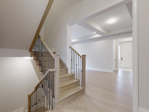 161 Cranberry Lane, Aurora, ON - Indoor Photo Showing Other Room