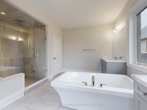 161 Cranberry Lane, Aurora, ON - Indoor Photo Showing Bathroom
