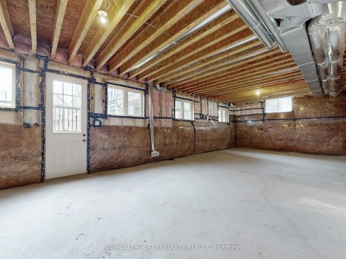 161 Cranberry Lane, Aurora, ON - Indoor Photo Showing Basement