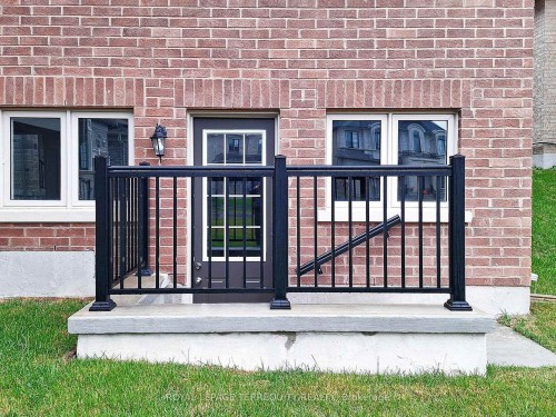 161 Cranberry Lane, Aurora, ON - 