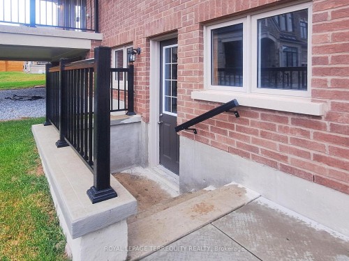161 Cranberry Lane, Aurora, ON - Outdoor With Exterior