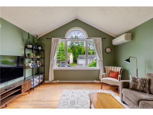 157 Bunker St, Fredericton, NB 