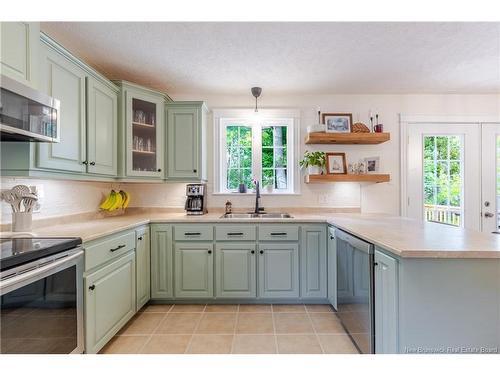 157 Bunker St, Fredericton, NB 
