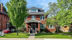 125 Delaware Avenue  Hamilton, ON L8M 1V2