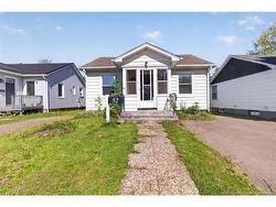 52 Airport ST Dieppe, NB E1A 2G4