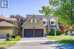 55 GRANTOWN AVENUE Toronto, ON M1C 3R8