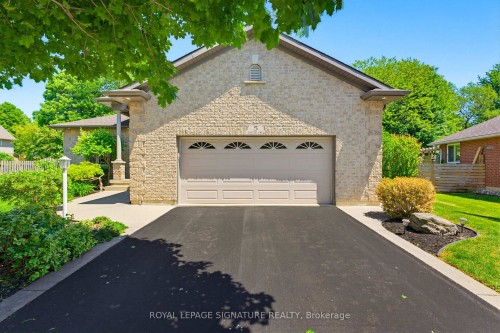5 Coastal Court, Norfolk, ON 