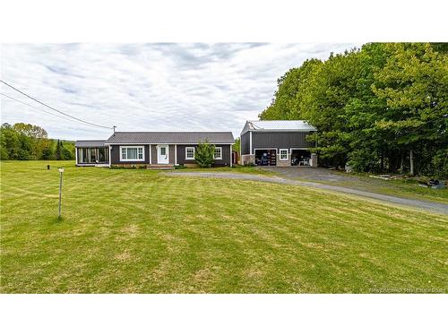 1236 Route 105, Southampton, NB 
