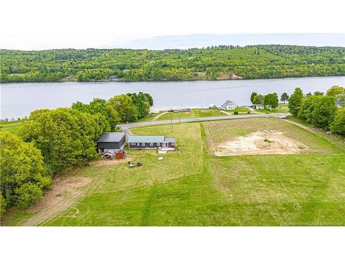 1236 Route 105, Southampton, NB 