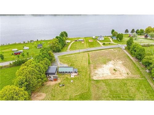 1236 Route 105, Southampton, NB 