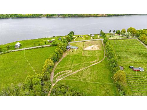 1236 Route 105, Southampton, NB 
