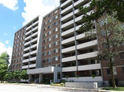 1011-40 William Roe Boulevard  Newmarket, ON L3Y 5N7