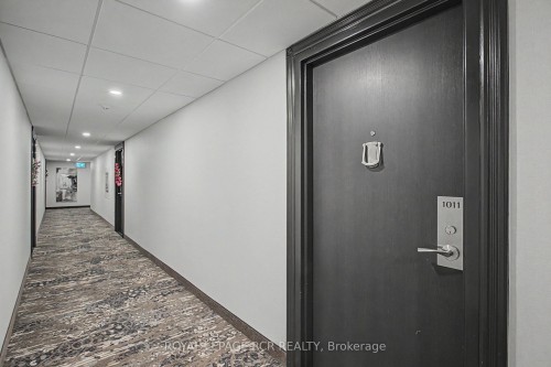 1011-40 William Roe Boulevard, Newmarket, ON - Indoor Photo Showing Other Room