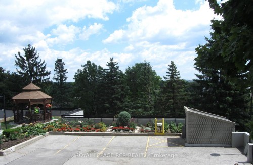 1011-40 William Roe Boulevard, Newmarket, ON - Outdoor