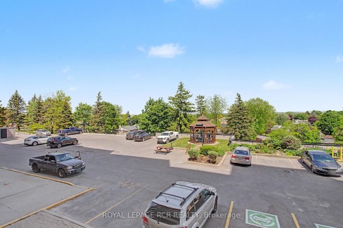 1011-40 William Roe Boulevard, Newmarket, ON - Outdoor With View