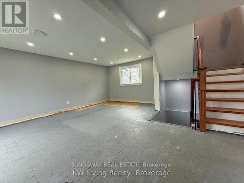 18 Gemshaw Crescent, Toronto, ON 