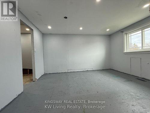 18 Gemshaw Crescent, Toronto, ON 