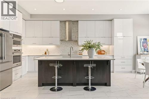 1456 Ford Strathy Crescent, Oakville, ON 