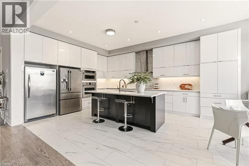 1456 Ford Strathy Crescent, Oakville, ON 