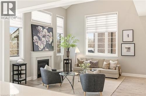 1456 Ford Strathy Crescent, Oakville, ON 