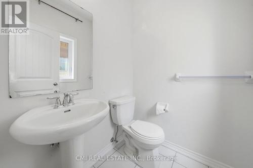 144 Gold Park Gate, Essa, ON 
