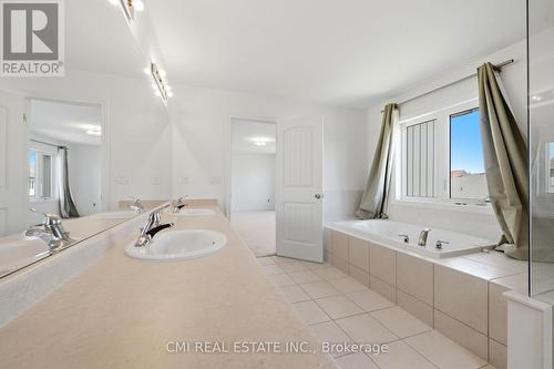 144 Gold Park Gate, Essa, ON 