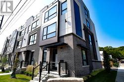 5 - 2 BROCK STREET S Hamilton (Dundas), ON L9H 3G6
