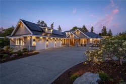 7399 Sunbury Rd Lantzville, BC V0R 2H0