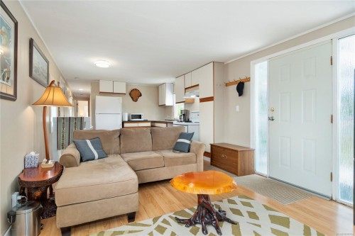 2019 Palmer Rd, Campbell River, BC 