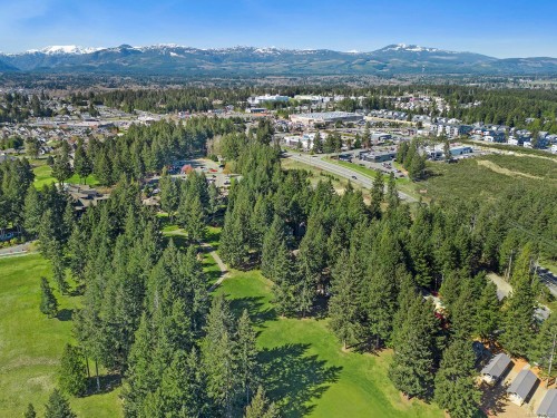 #607/608A-366 Clubhouse Dr, Courtenay, BC 