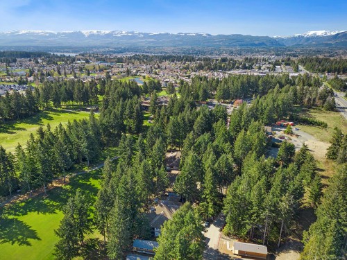 #607/608A-366 Clubhouse Dr, Courtenay, BC 