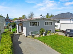 3430 Seaton St Saanich, BC V8Z 3V9