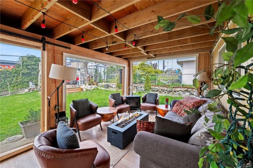 3430 Seaton St, Saanich, BC 