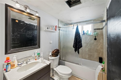 3430 Seaton St, Saanich, BC 