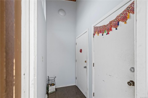 3430 Seaton St, Saanich, BC 