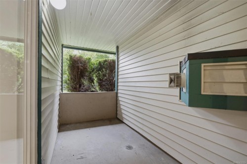 #112-894 Vernon Ave, Saanich, BC 