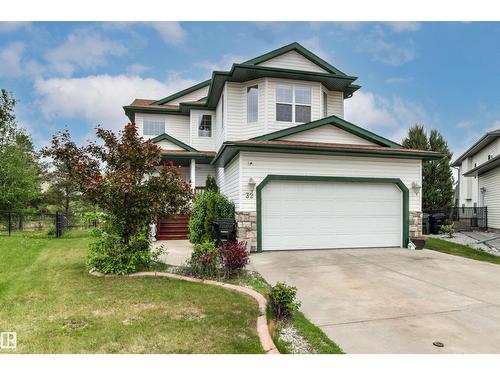 32 Lamplight Ba, Spruce Grove, AB 
