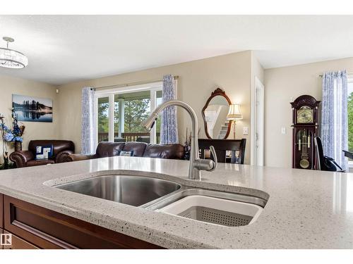 32 Lamplight Ba, Spruce Grove, AB 