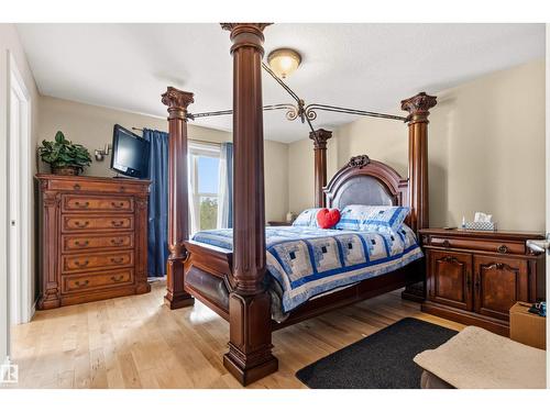 32 Lamplight Ba, Spruce Grove, AB 