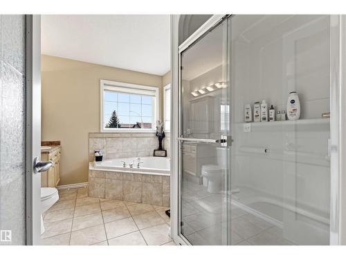 32 Lamplight Ba, Spruce Grove, AB 
