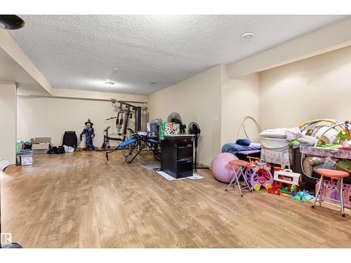 32 Lamplight Ba, Spruce Grove, AB 