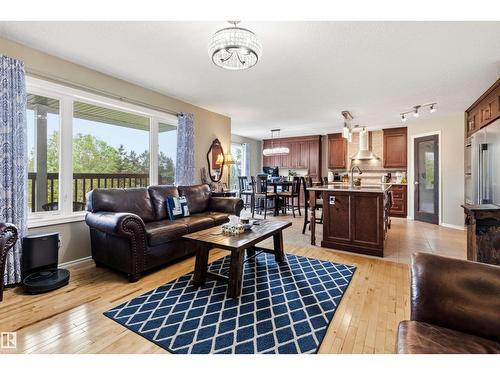 32 Lamplight Ba, Spruce Grove, AB 
