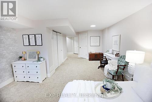 360 John Street N, Hamilton, ON 