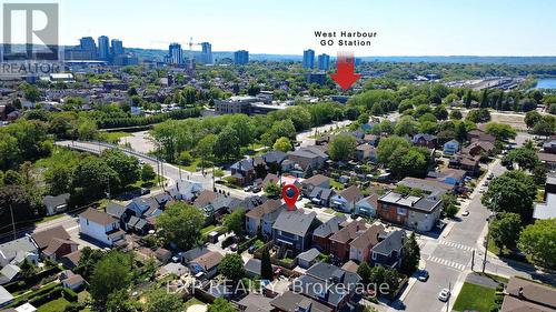 360 John Street N, Hamilton, ON 