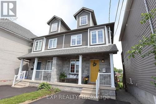 360 John Street N, Hamilton, ON 